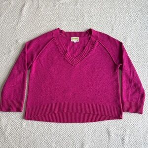 Yummy Fuchsia V-Neck Sweater for Women Sz M